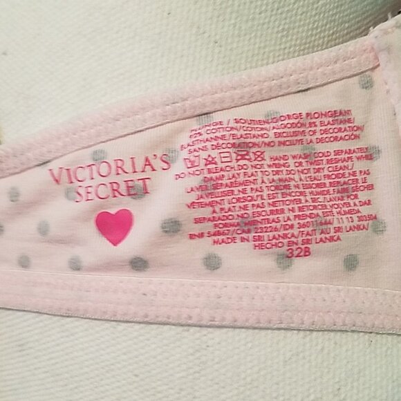 Victoria Secret Bra - Picture 6 of 6